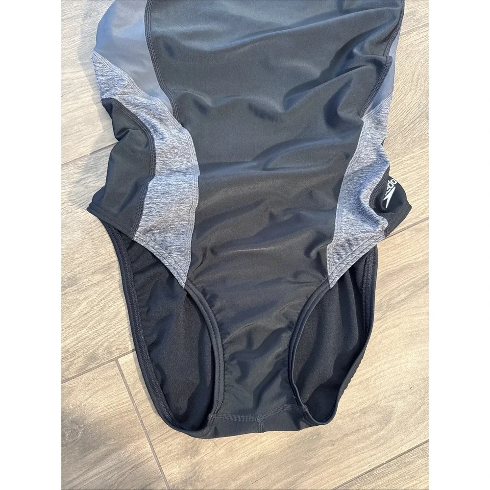 Women's Speedo Pro LT Flyback Training One Piece Swimsuit Black Grey Size 12/38 - Picture 9 of 11